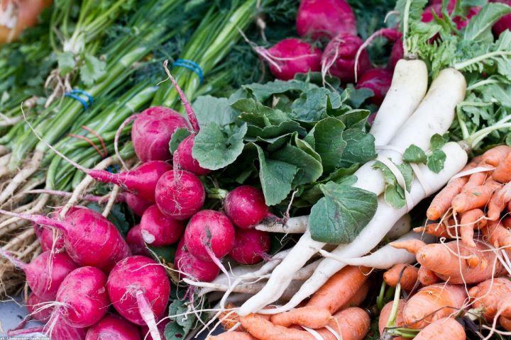The Real Benefits of Eating Seasonal Food Beyond the Marketing