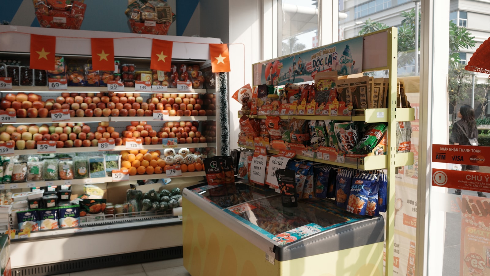 Ultra-Processed Foods, Explained: What the Term Means and How to Eat Fewer